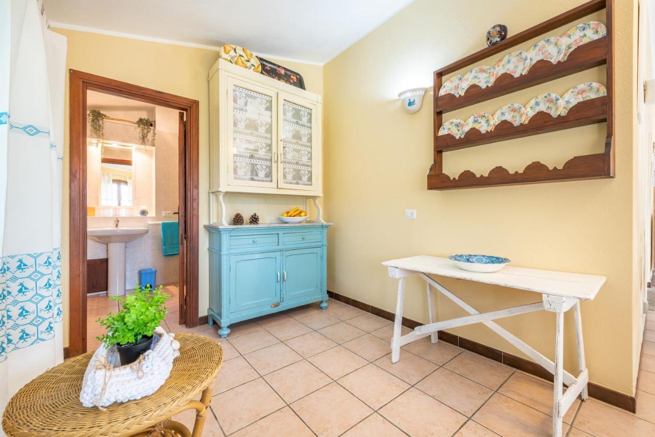 Villa Sureu Solanas  Bagian luar foto